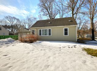 10809 Thrush St NW, Coon Rapids, MN 55433