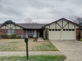 3244 Pearl St, Bedford, TX 76021