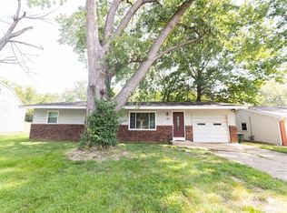 17 Redbud Ln, Rolla, MO 65401