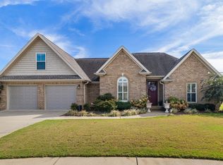 117 Tara Ct, Muscle Shoals, AL 35661