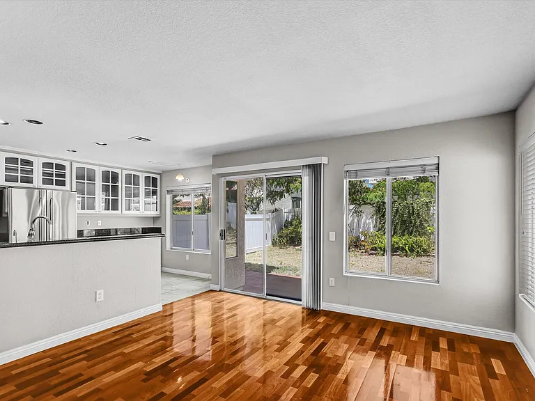 1361 Serena Cir #1 — Photo 10