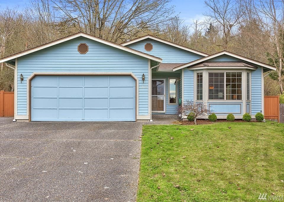 Welcome home to this adorable Bothell rambler!