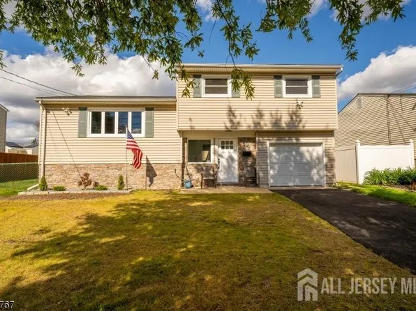 10 Stima Ave, Carteret, NJ 07008