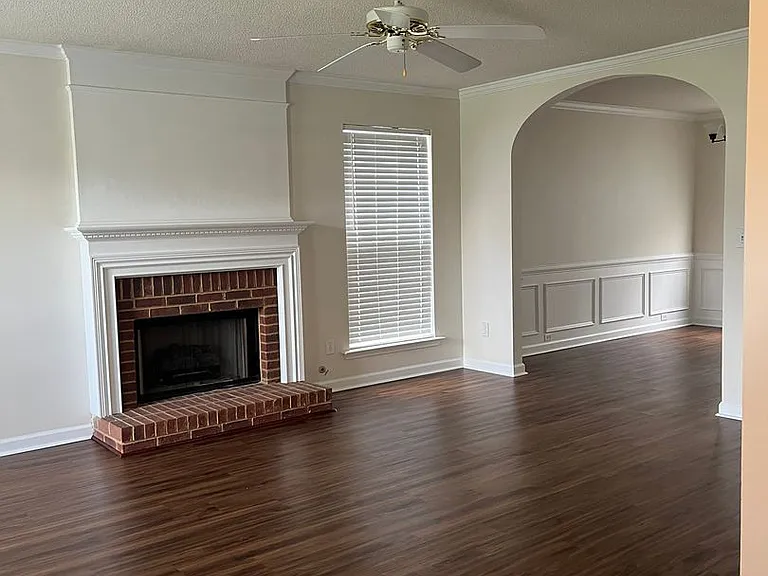 108 Faskin Ln — Photo 2
