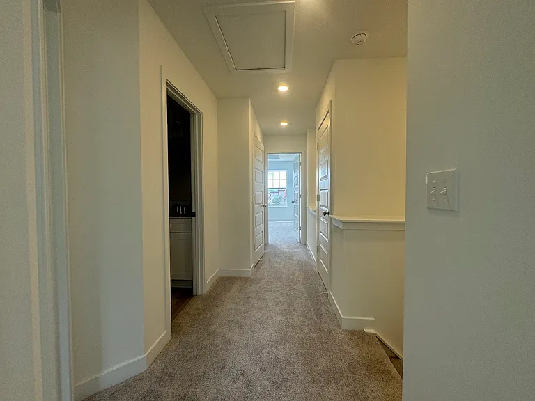 13847 Gatsby Dr — Photo 83