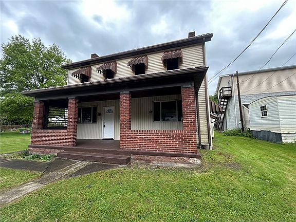 2nd image of 610 2nd Ave