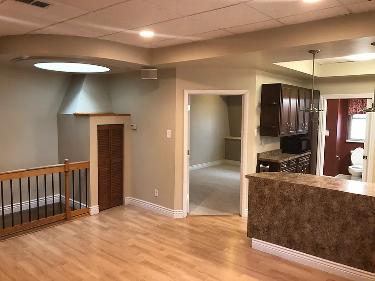 2227 Jane St #3 — Photo 8