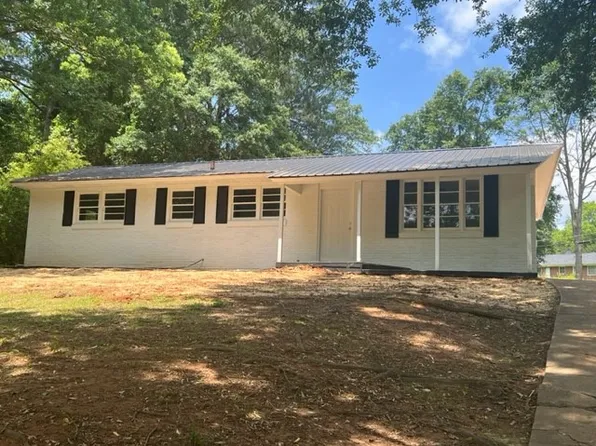 318 Brookside Dr, Iva, SC 29625