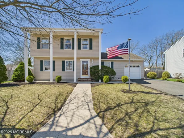 1450 Iroquois Court, Toms River, NJ 08755