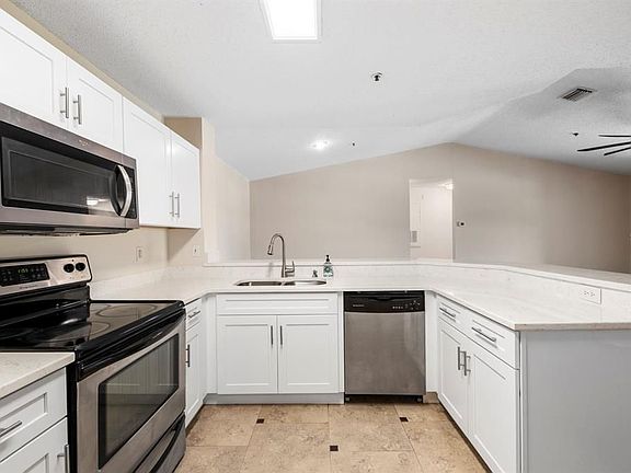 5th image of 4061 Crockers Lake Blvd #22