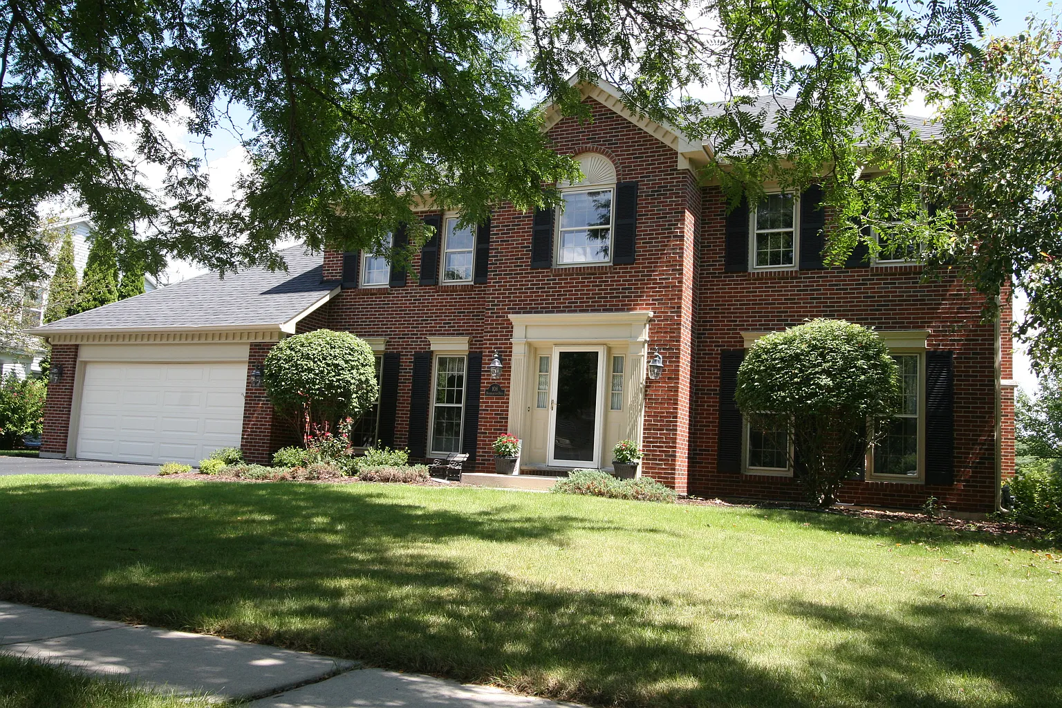 108 Northampton Dr photo 1