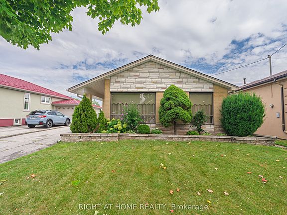 2nd image of 22 Monterrey Dr