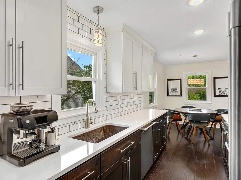 Fully-remodeled galley kitchen with high end appliances