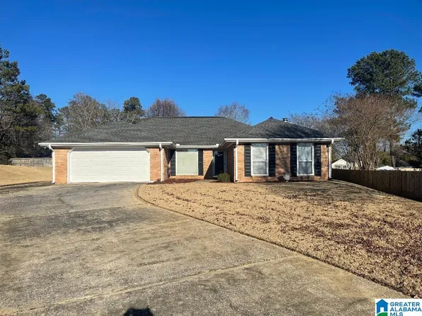 6332 Woodland Forrest Dr, Tuscaloosa, AL 35405