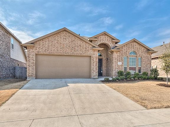 2nd image of 6013 Comanche Peak Dr