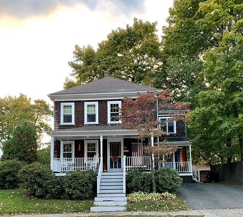 1st image of 140 Walnut Ave
