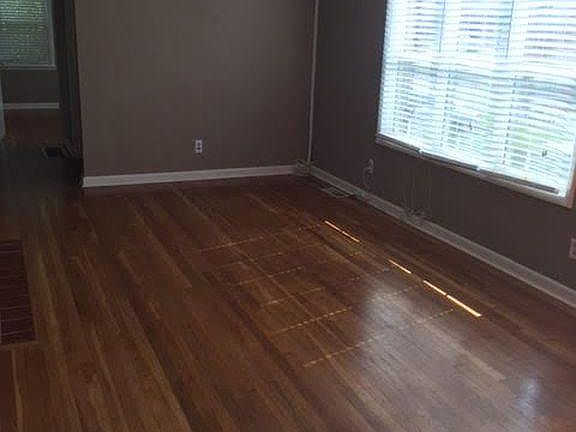 4th image of 141 Saint James Dr