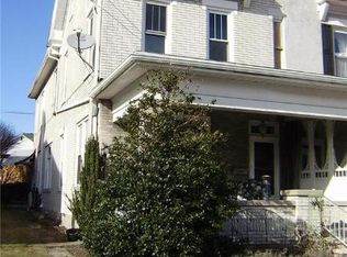 31 Centre Ave, Topton, PA 19562