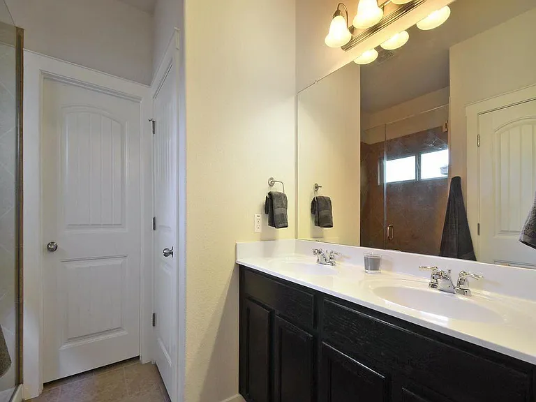 16120 Travesia Way — Photo 6