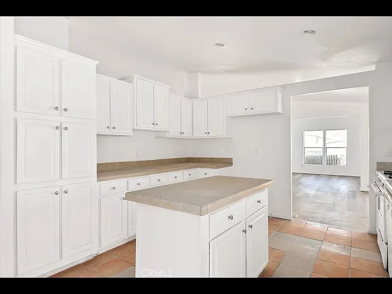 26458 Olson Ave — Photo 3