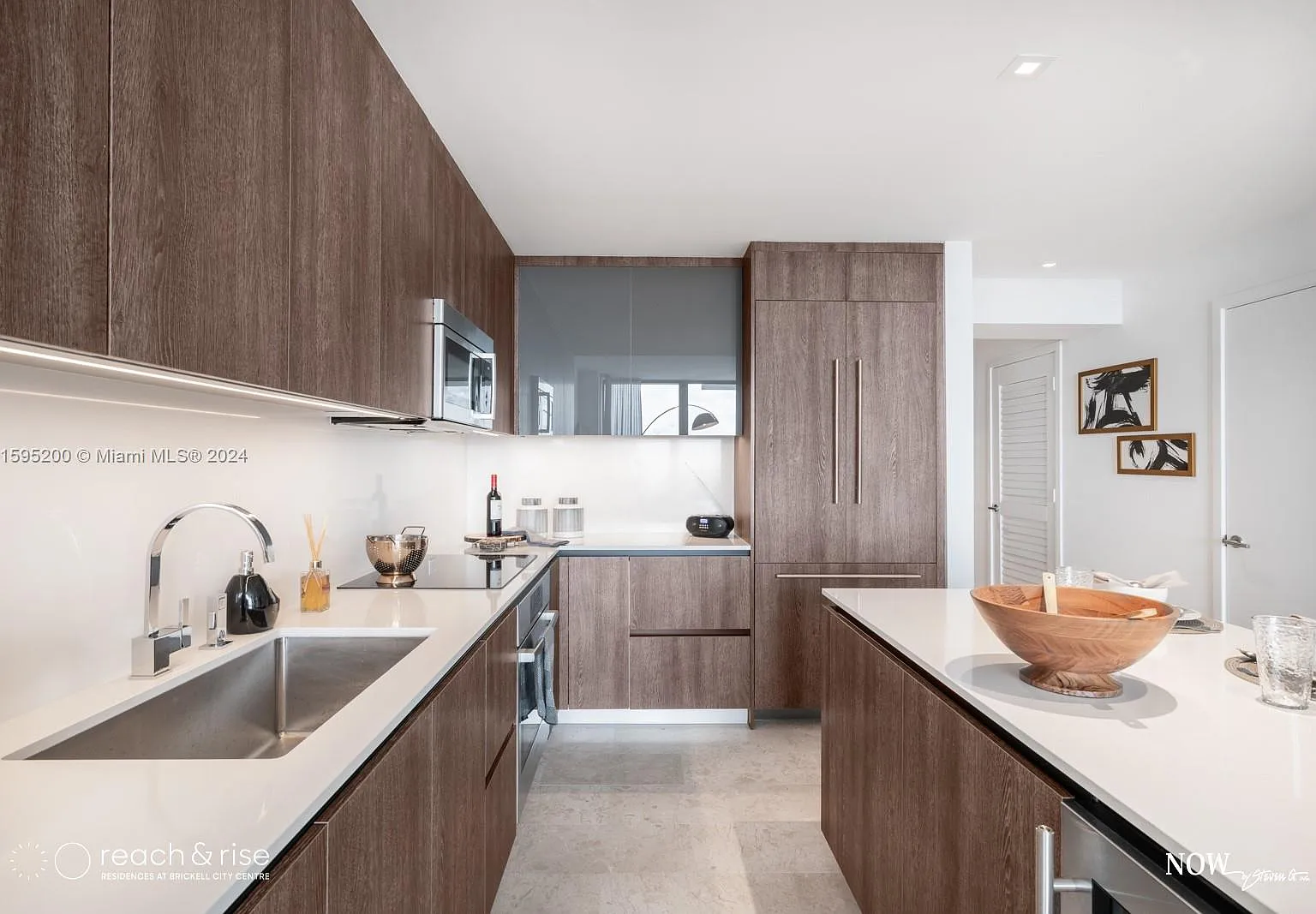 1 bed, 887 sqft, $4,300 — Photo 4