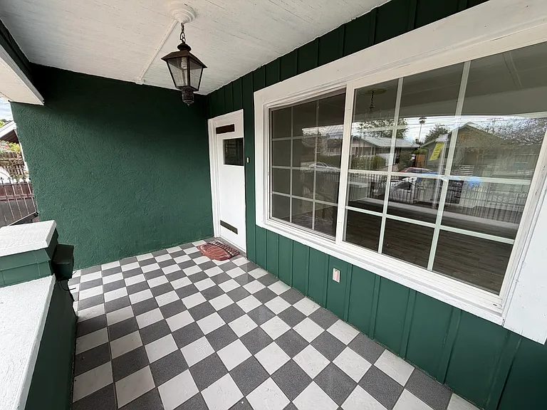230 Branch St — Photo 6