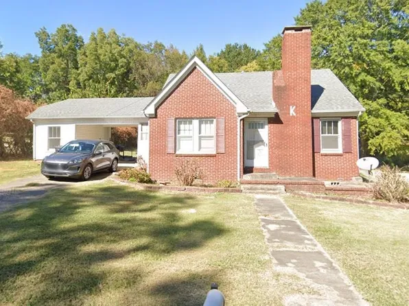 308 Cleveland St NW, Russellville, AL 35653