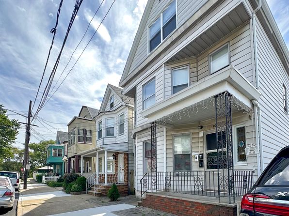 90 Woodland Ave FLOOR 2