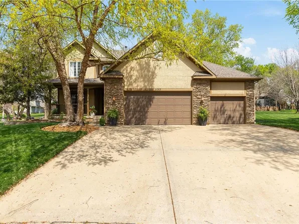 11313 S Brownridge St, Olathe, KS 66061
