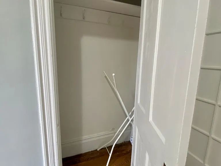 280 Annette St #1 — Photo 6