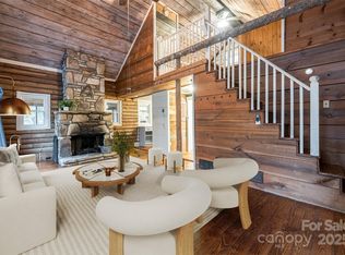 49 & 51 Mayapple Ln, Brevard, NC 28712