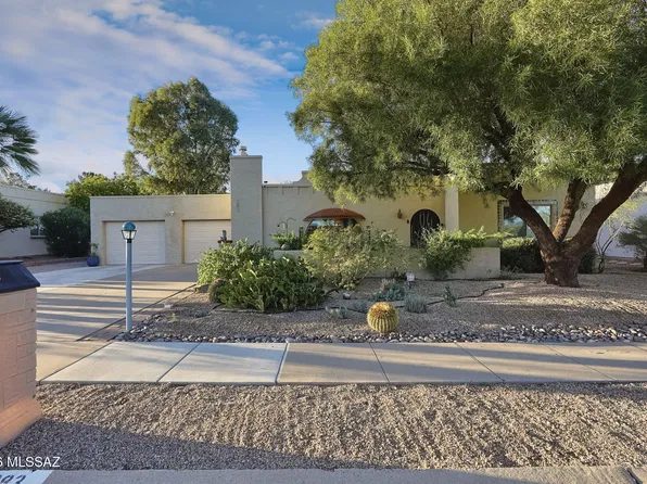 283 E Paseo De Golf, Green Valley, AZ 85614