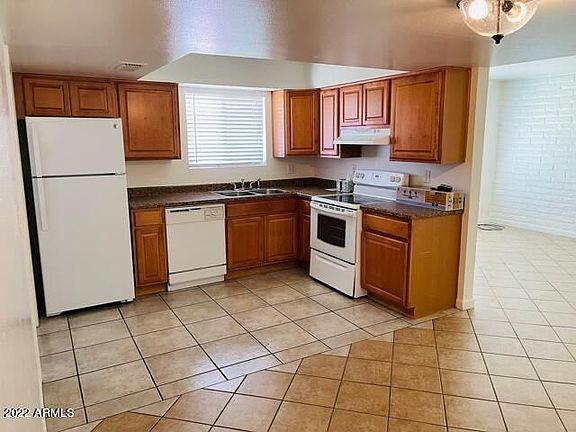 5th image of 6209 N 12th Pl APT C