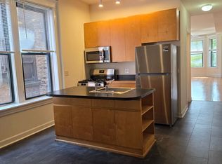 2009 N California Ave APT 2F, Chicago, IL 60647