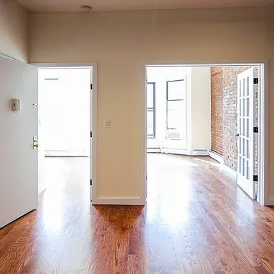 Rented by Nooklyn NYC LLC | media 26