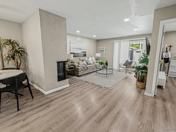 818 E Washington Ave Unit C, Escondido, CA 92025