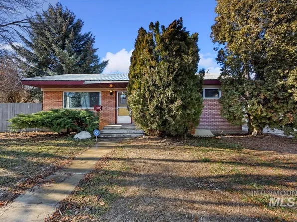 303 N Edith St, Shoshone, ID 83352