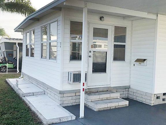 3rd image of 12651 Seminole Blvd Lot 12F