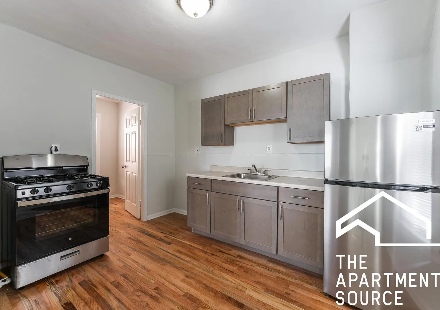 1151 West 19th Street #CH — Photo 1