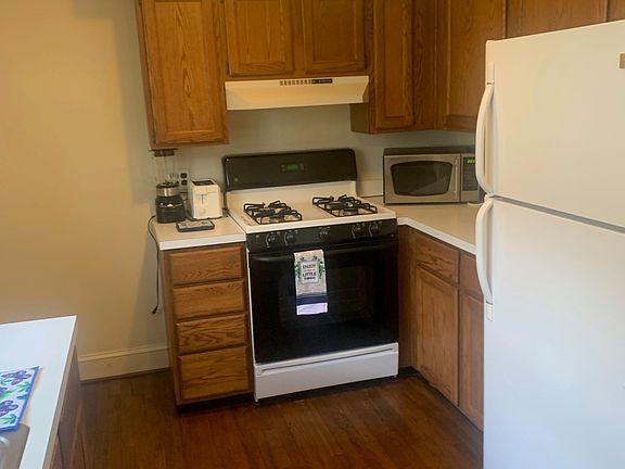 5th image of 817 N Jackson St #2