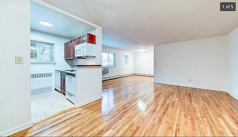 1st image of 31 Soundview Dr #C2