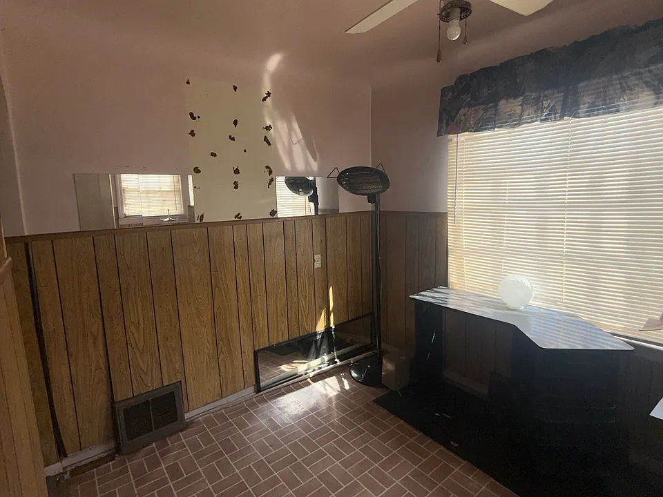 3475 E Pierson Rd