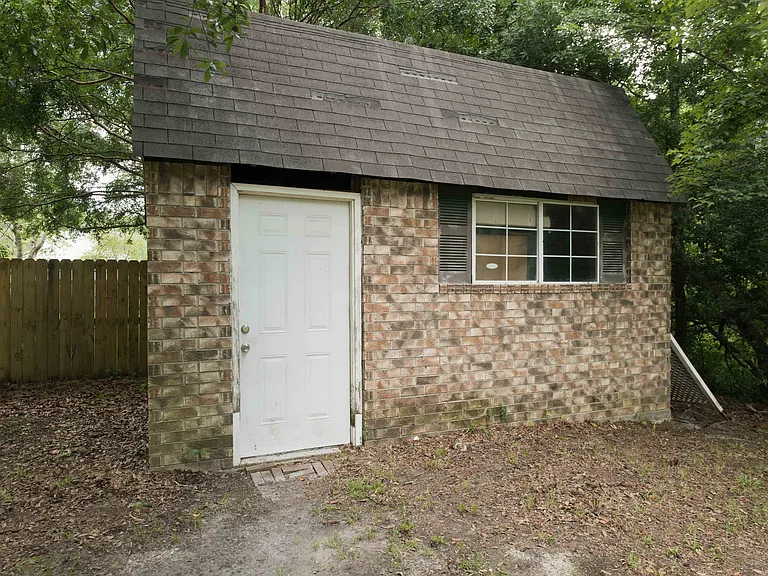 655 Osprey Dr — Photo 8