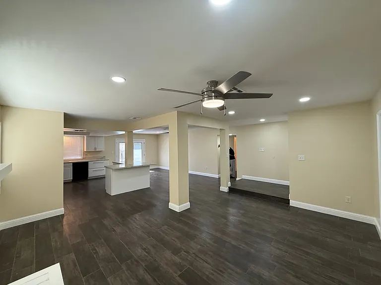 419 Sierra St — Photo 4