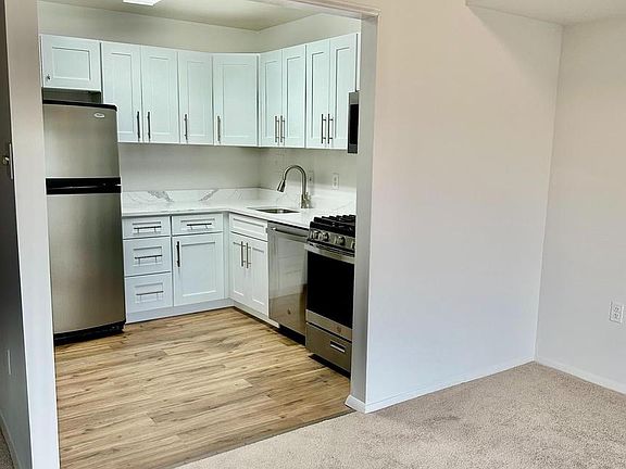 2nd image of 5250 Valley Dr #715