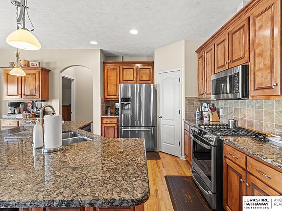 5th image of 7203 S 174th St