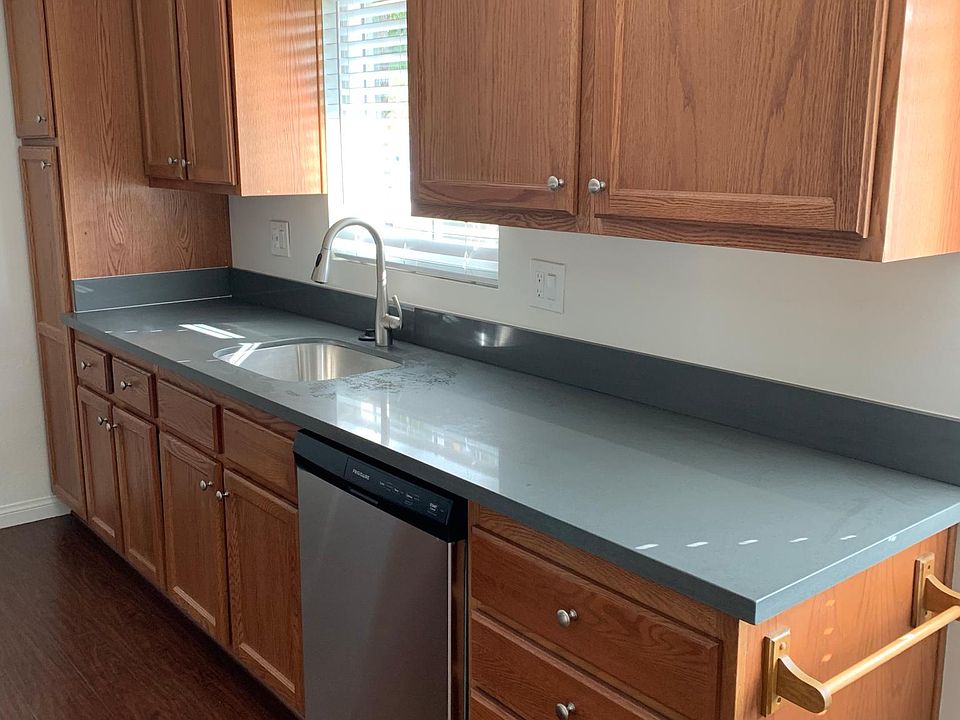 1st image of 565 E Lemon Ave APT 1