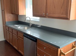565 E Lemon Ave APT 1, Glendora, CA 91741
