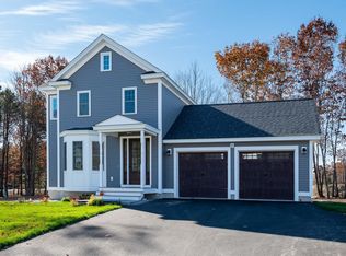 39 Cascade Cir #27, Kennebunk, ME 04043