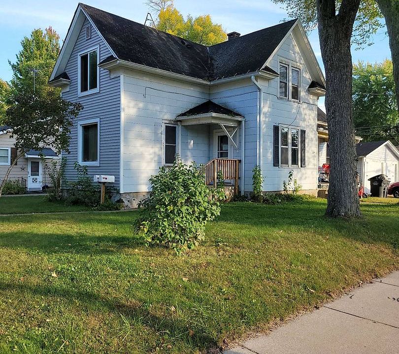 1st image of 316 W 3rd St